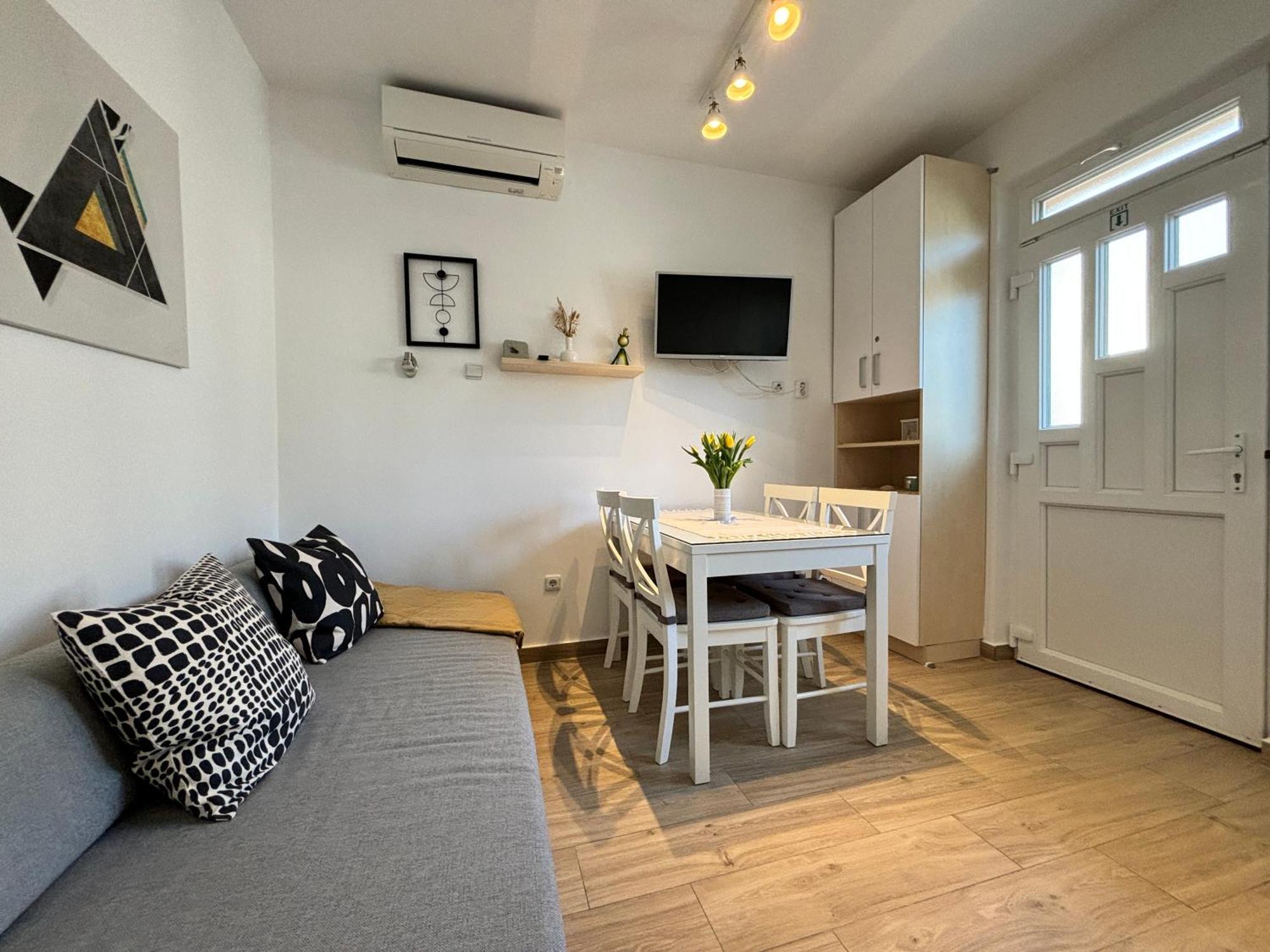 Sea & Sun Apartments Tučepi الغرفة الصورة
