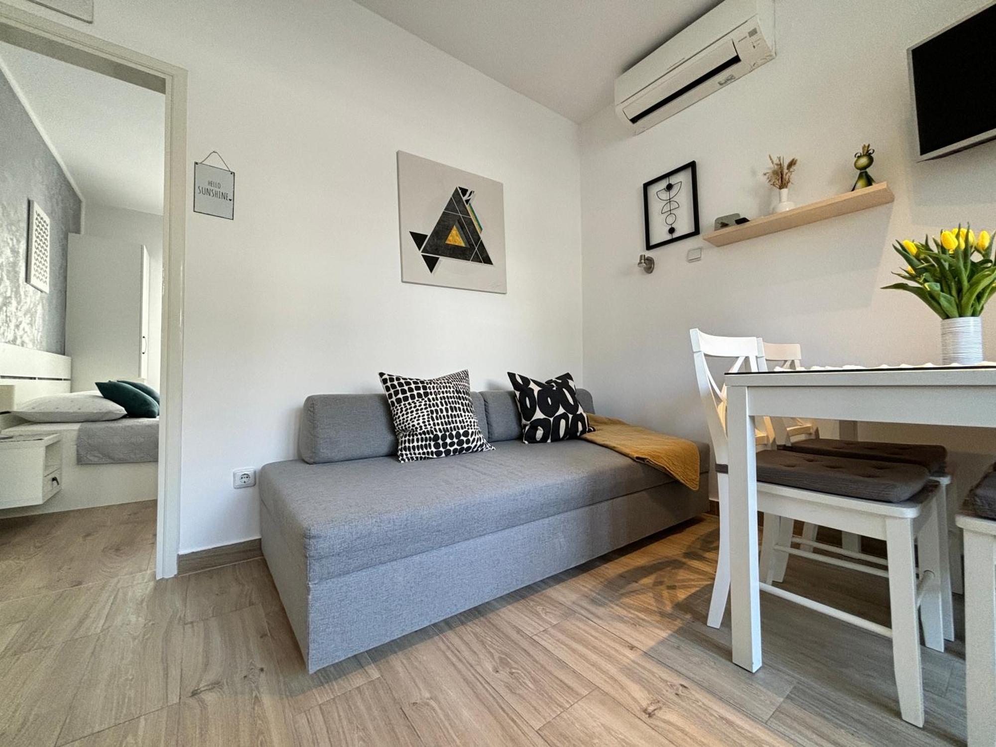 Sea & Sun Apartments Tučepi الغرفة الصورة