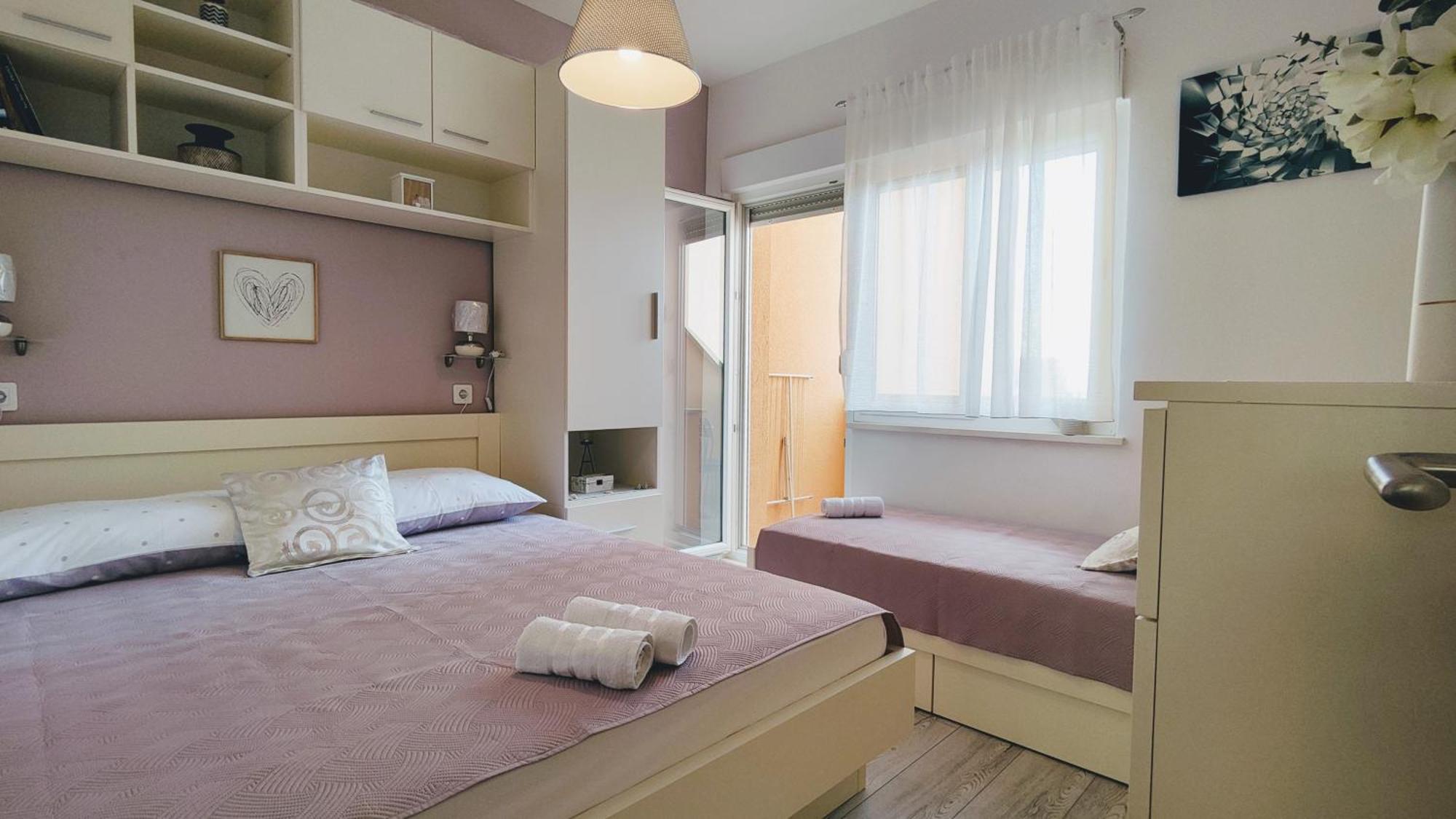 Sea & Sun Apartments Tučepi الغرفة الصورة