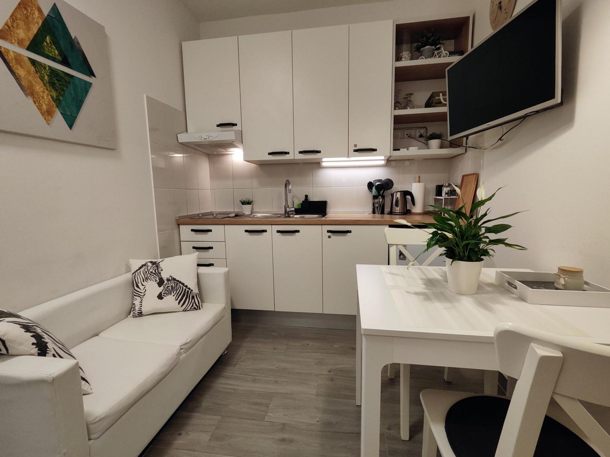Sea & Sun Apartments Tučepi الغرفة الصورة